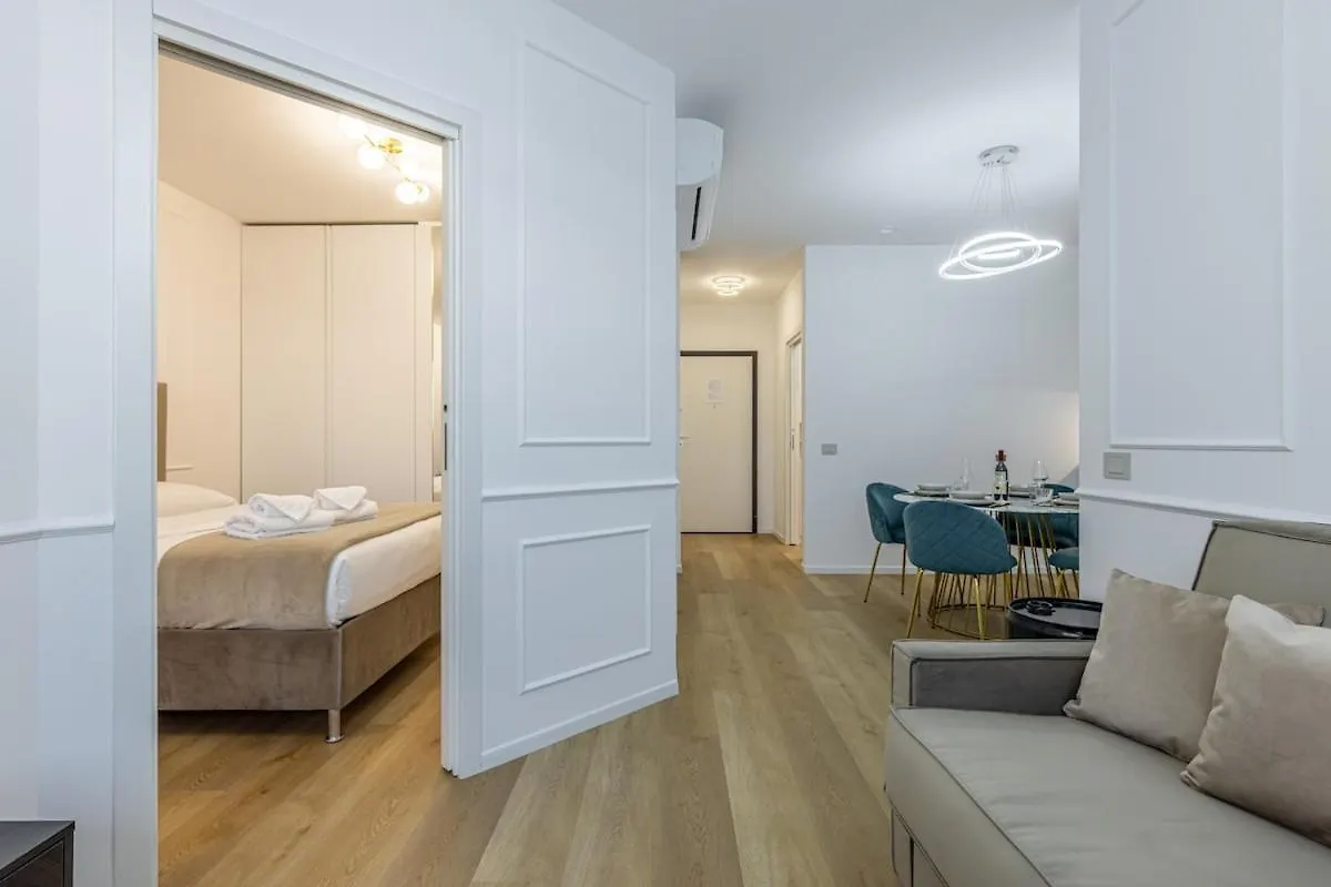 Suite Olimpia - Prada Bocconi Ieo Milan 0*,  Italy