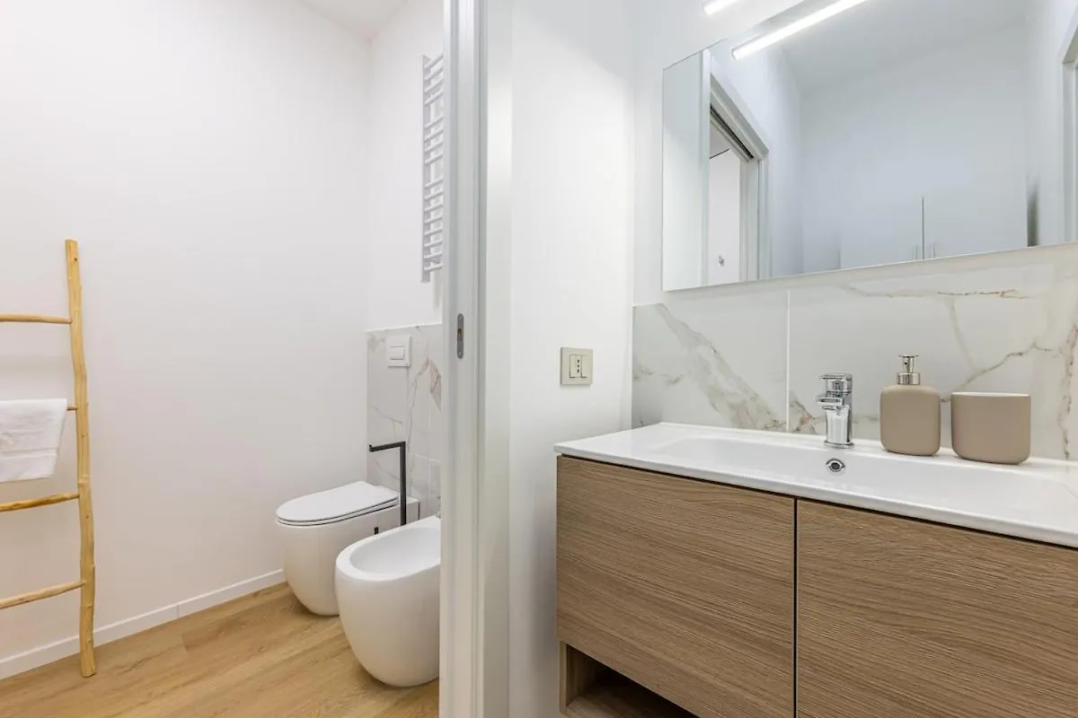 Apartment Suite Olimpia - Prada Bocconi Ieo Milan